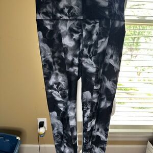 Black and gray Tie-Dye Leggings